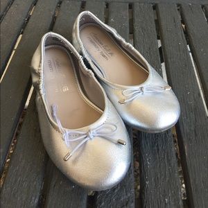 American eagle silver ballet flats